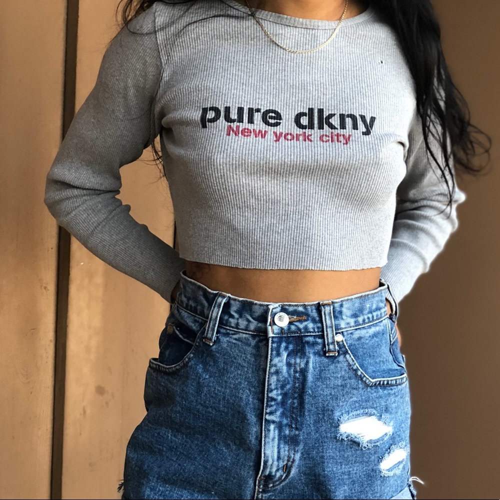 VINTAGE DKNY CROPPED TOP